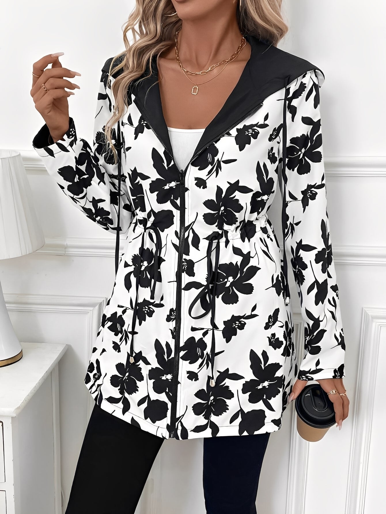 Jennelle - Trendige wendbare Damenkapuzenjacke