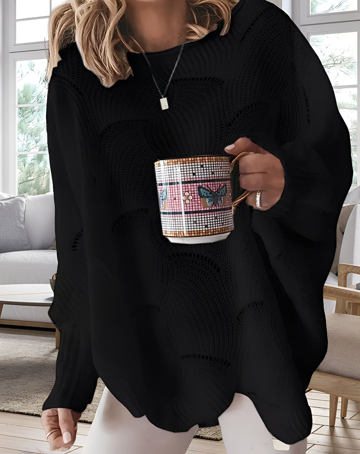 Kassandra - Elegancki damski sweter z dekoltem