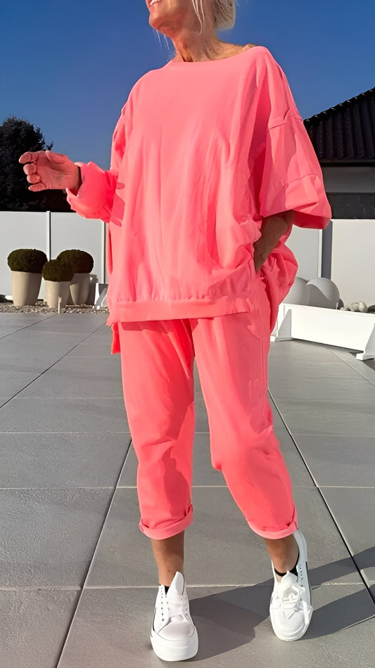 Eleanore - Comfortable women's set with loose top and pants