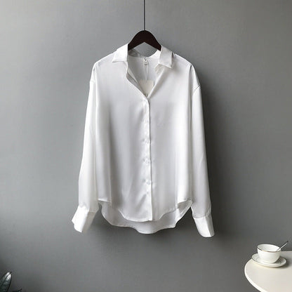 Briana - Elegante Satin-Seidenbluse mit Knöpfen für Damen