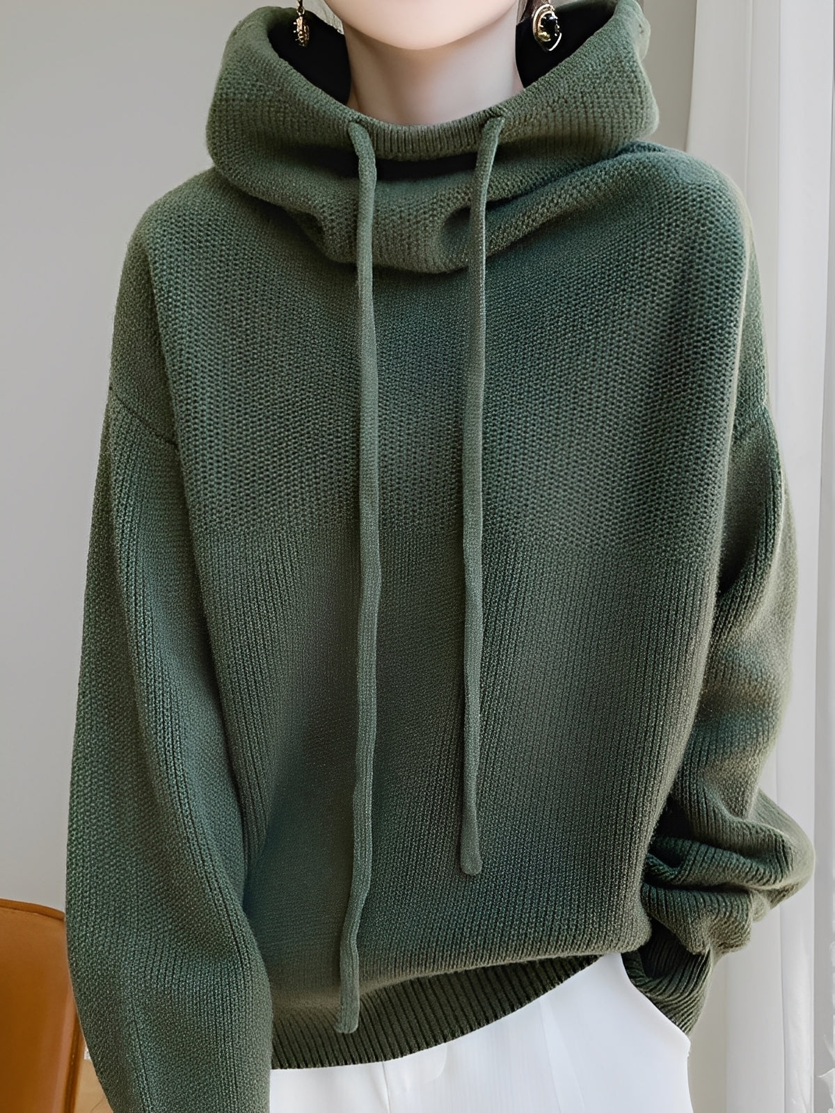 Roxane - Kuscheliger Damenpullover aus Wolle mit Kapuze