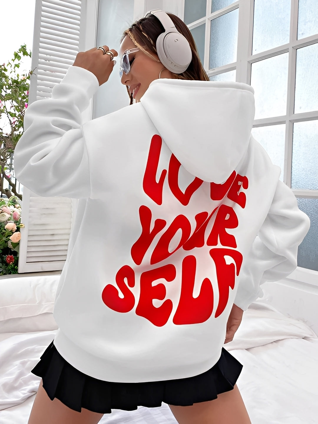 Marian - Stylowa bluza z kapturem z wyrazistym wzorem dla kobiet