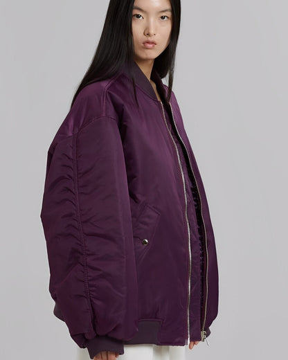 Coleen - duża kurtka bomberka damska o luźnym kroju typu locker cut