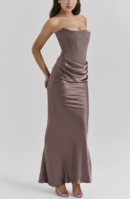 Julie - Elegantes, figurbetontes Korsettkleid für Damen