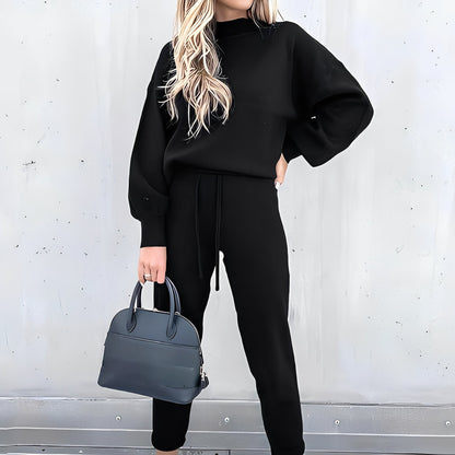 Quincey - Comfortable and soft training set for women