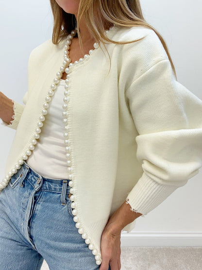 Vivien – Cardigan with pearl embellishments and fringe trim