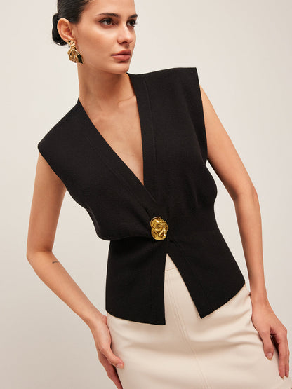 Annalena – Vest with V-neck and buttons