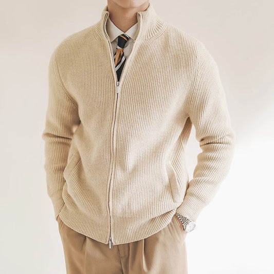 Theo – Bequeme Männer-Strickjacke