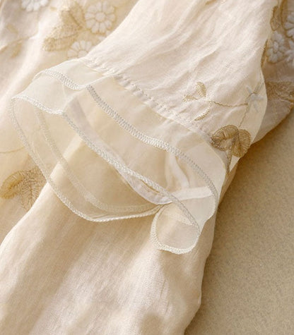 Eloise - Modische Bluse mit zarter Stickerei