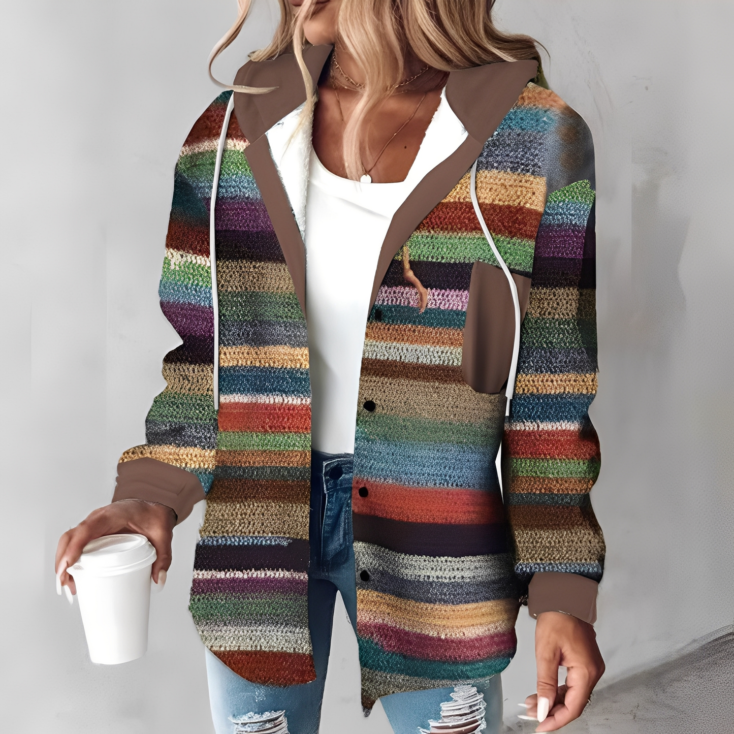 Martina - wygodna wełniana kurtka z kapturem dla kobiet