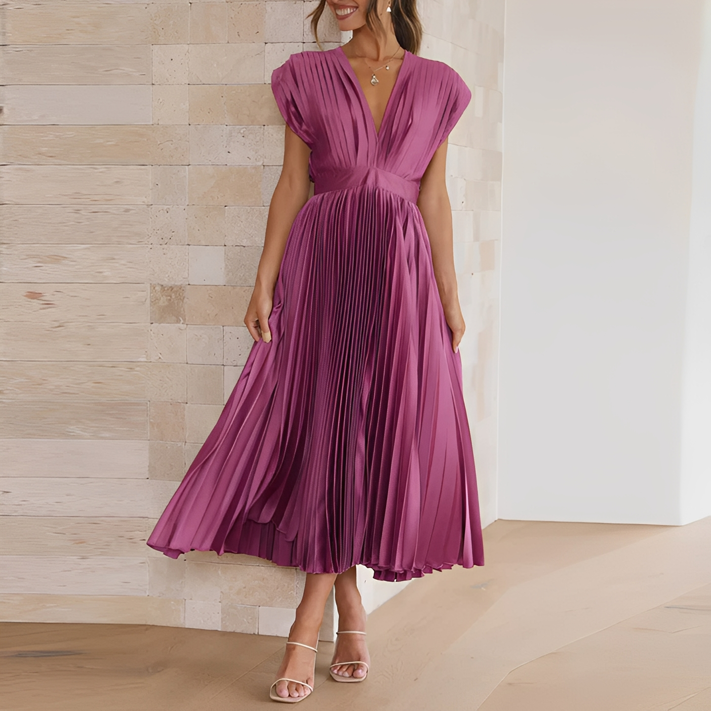 Cristine - Damenkleid mit stilvollem V-Ausschnitt