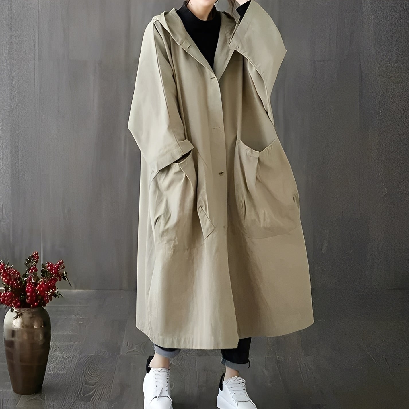 Myranda - Modern women's coat with pockets