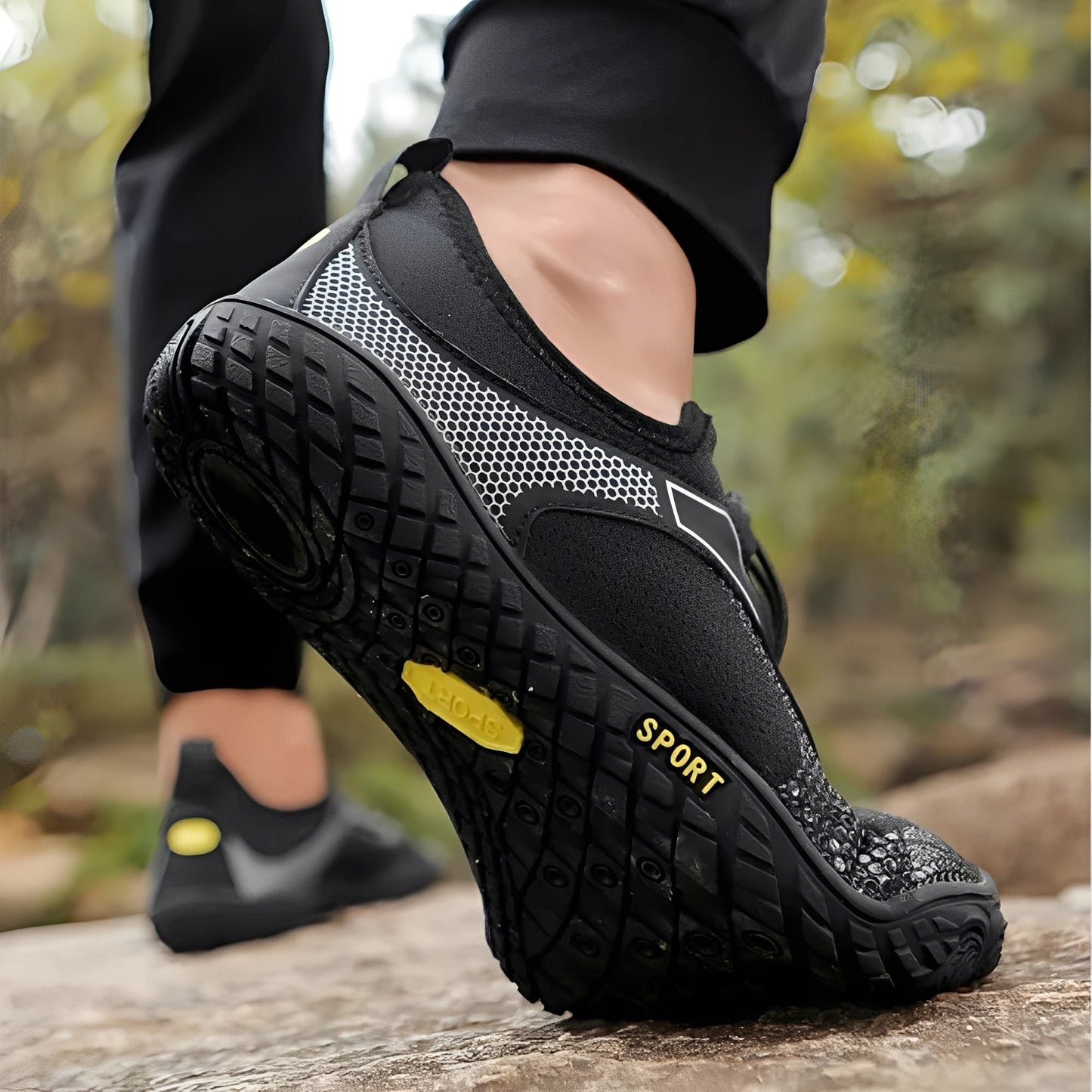 Garnet - Comfortable Outdoor Shoes for Men