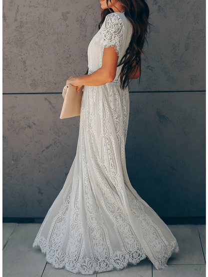 Elliana - długa sukienka koronkowa z dekoltem w serek