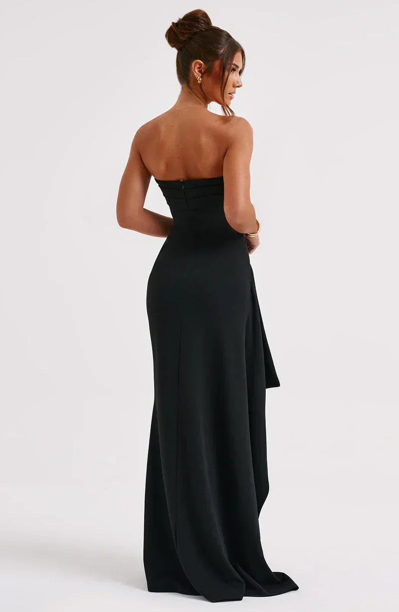 Ellaria - Schulterfreies, Verdrehte & Elegantes Maxikleid